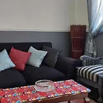 Happy Home Woodstock Apartment